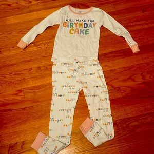 Carter’s birthday pajamas size 7